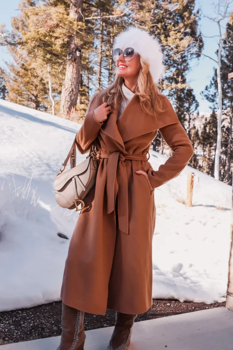 Cold Morning Commutes – Add Warmth Without Bulky Coats