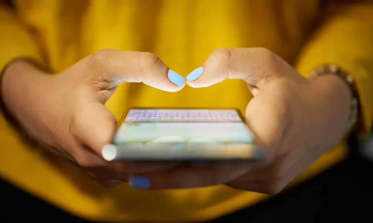 Weak Social Content: Focus Posts on Useful Problems